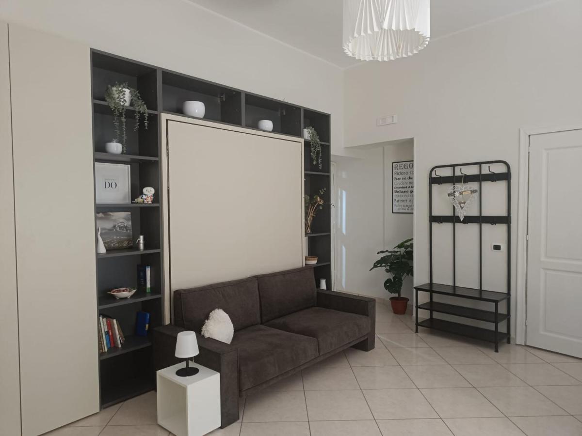 Domusmadre Apartament Neapol